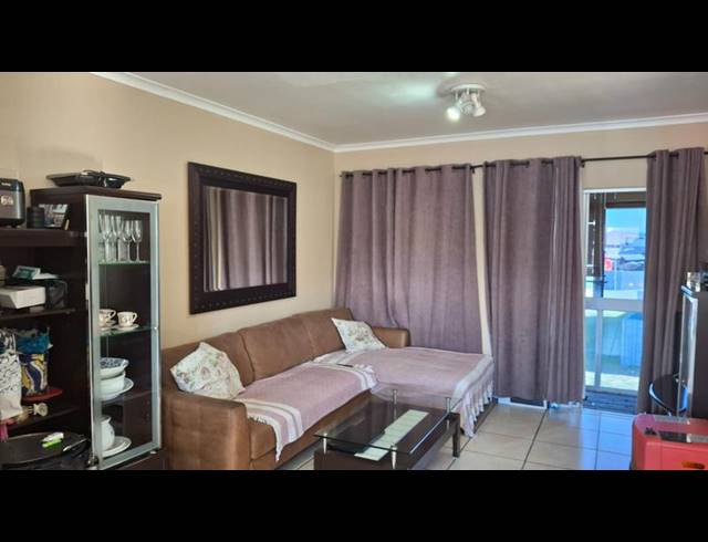 2 BEDROOM APARTMENT FOR SALE IN PARKLANDS